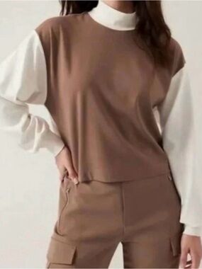 Athleta Venice Color Block Mockneck Sporty Cream and Brown Top